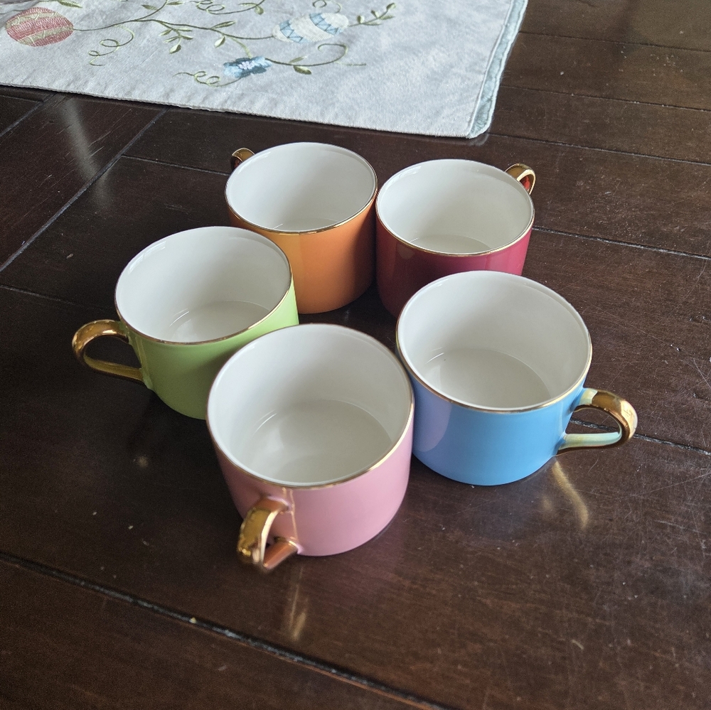 Classic Coffee & Tea Set Of 5 Colorful Gold Rimmed Coffee Cups